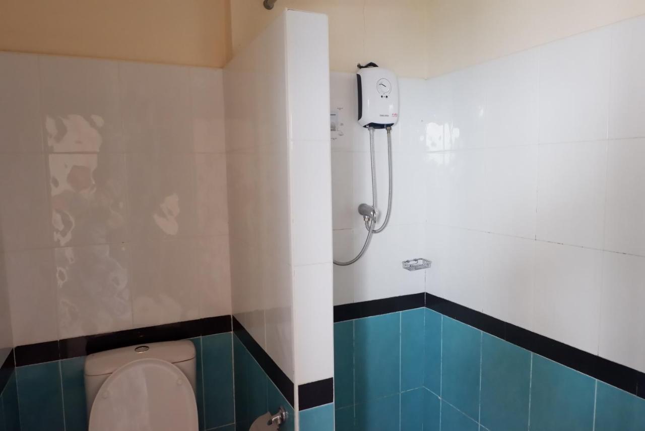 Auychai Grand Hotel Lang Suan Eksteriør bilde